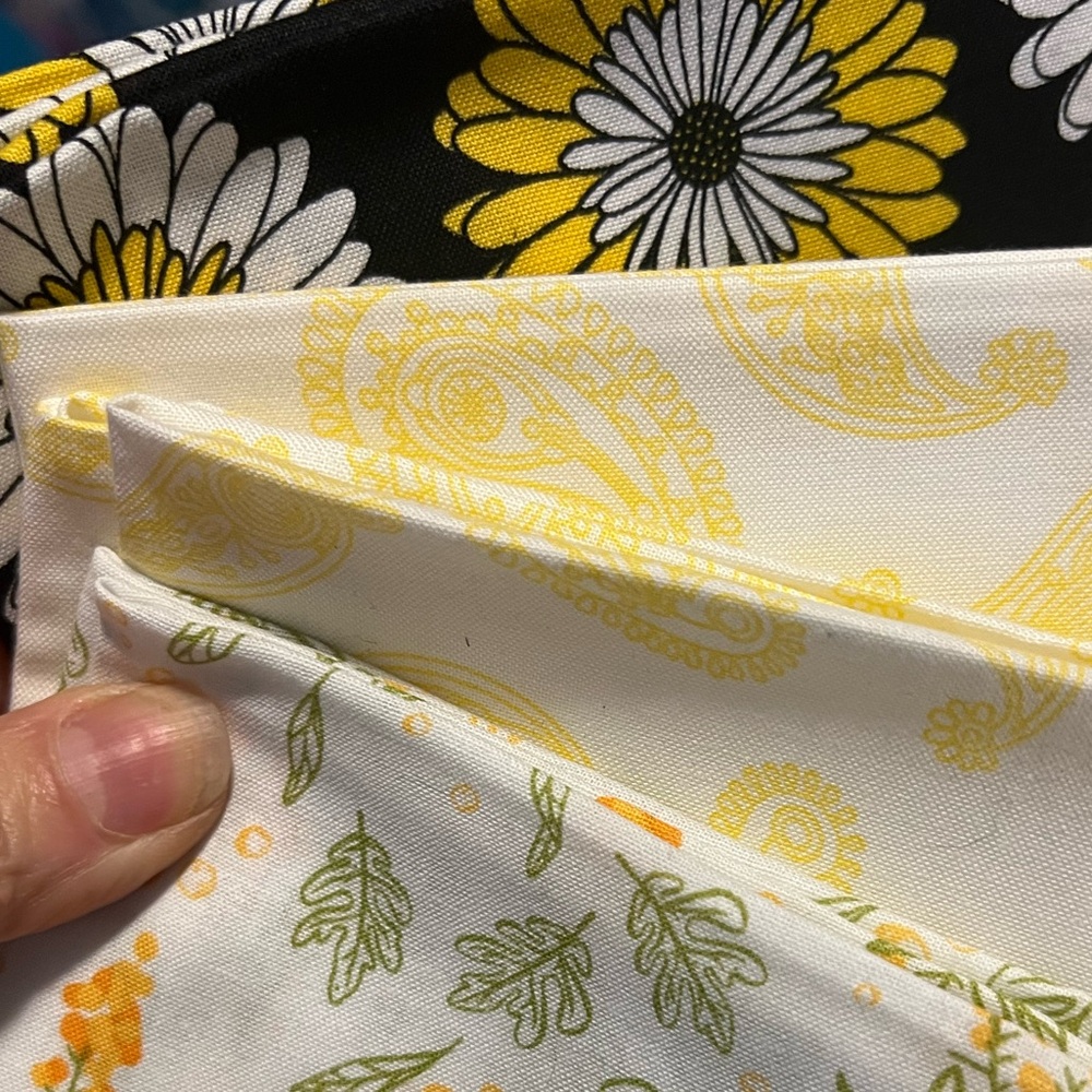 Fat quarter fabric set of 4 NEW